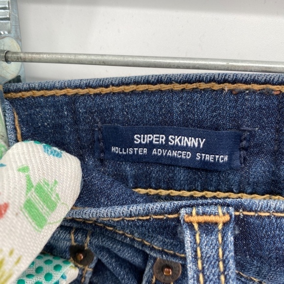 Hollister Jeans Women's 28 Washed Blue Supper Skinny Stretch Ripped 5 Pocket - Picture 6 of 13